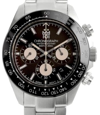 The product title translated into English is: "New Model [HYAKUICHI 101] Hyakuichi Divers Chronograph Watch Men's Watch 20 ATM Water Resistant Date Quartz Ceramic Bezel Black x...