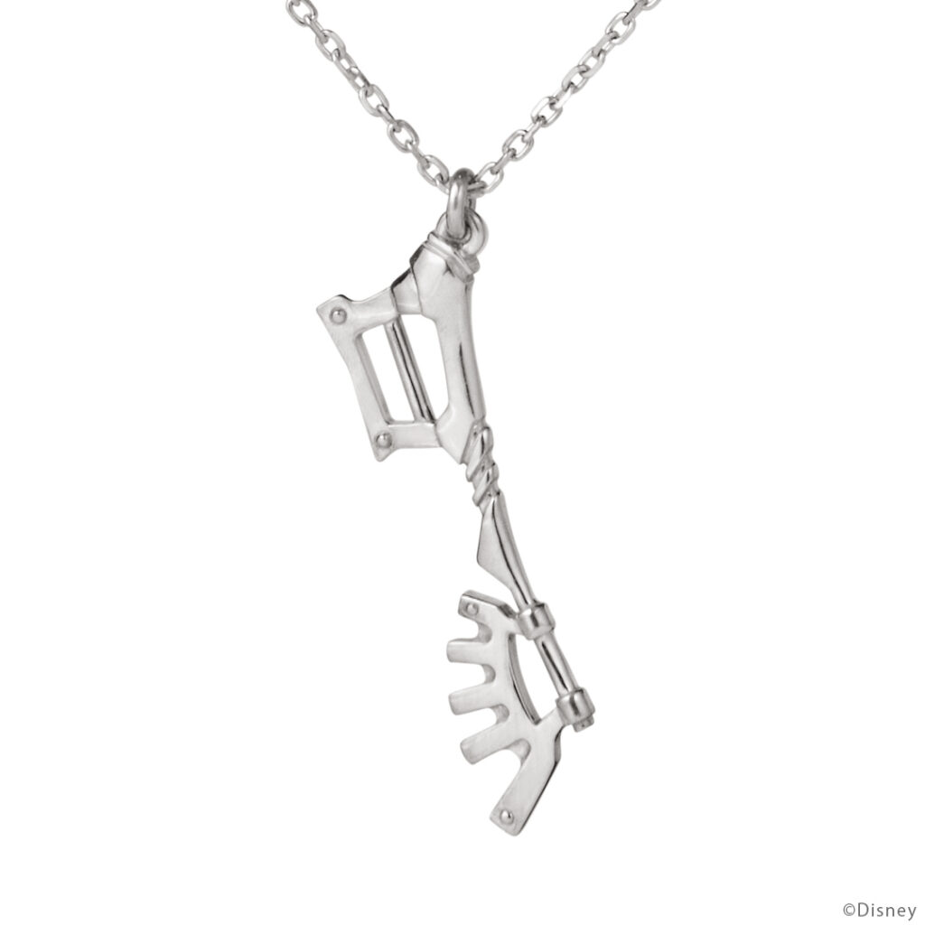 The product title translates to: "Keyblade - Fresh Breeze / Necklace Silver 'Kingdom Hearts' | U-TREASURE