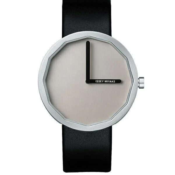 The product title translates to "TWELVE Designed by Naoto Fukasawa" in English