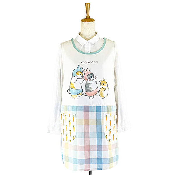 The product title "mofusand エプロン(うさにゃん)" translates to "mofusand Apron (Usanyan)" in English. "Usanyan" likely refers to a character or theme featuring a bunny cat
