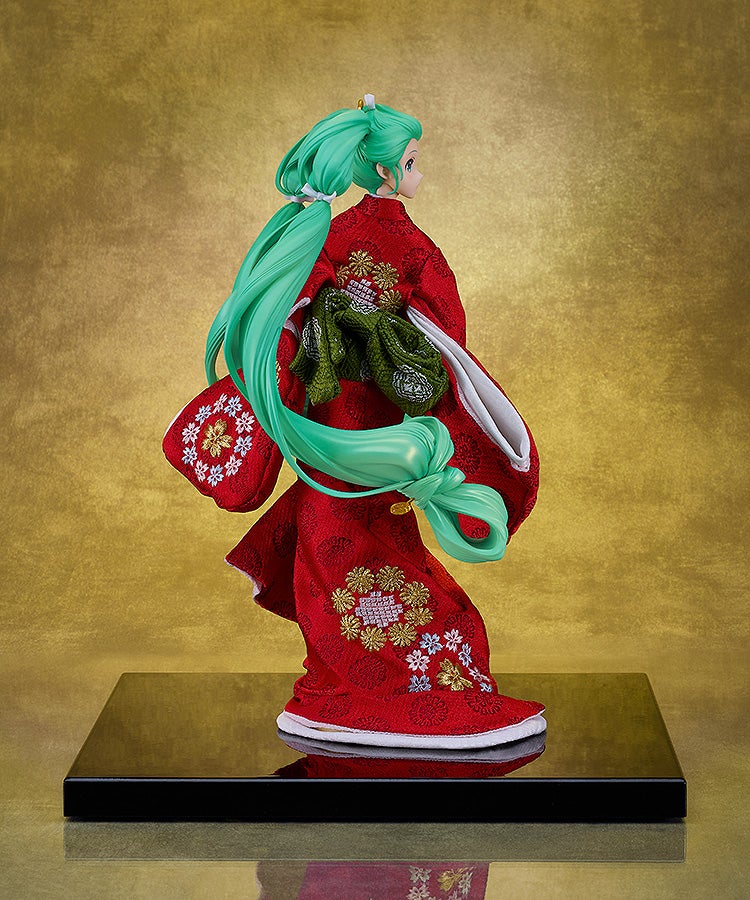 The product title translates to "Hatsune Miku - Beautiful Turning Miku Version - Kyugetsu Collaboration Japanese Doll