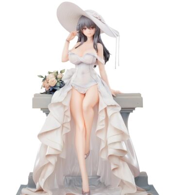 Azur Lane Caribbean Dis Glorious Richui Ver. 1/7 Scale PVC & ABS Painted Complete Figure" is already in English. It describes a collectible figure based on the "Azur Lane" game,...